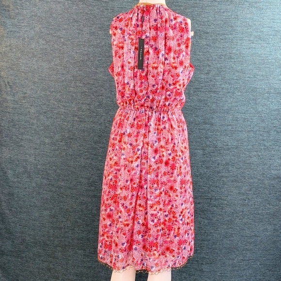 Tahari Seliah Dress Floral With Gold Chain Accents NWT - Picture 7 of 14